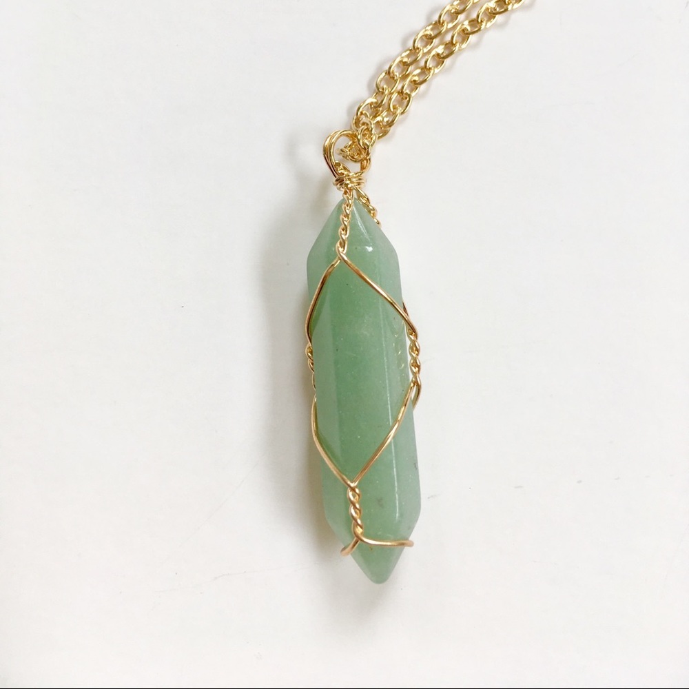 Stone of Opportunity - Green Aventurine Necklace - Picture 4 of 6